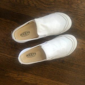 KEEN Coronado Women's White Size 9 Canvas Slip-on Sneakers